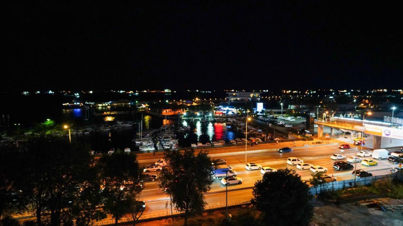 Aura Marina Hotel Istanbul Exterior photo